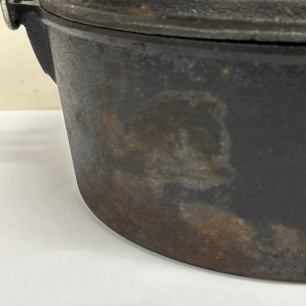 Vintage Stansport Cast Iron Dutch Oven 9” With Handles - Picture 4 of 8